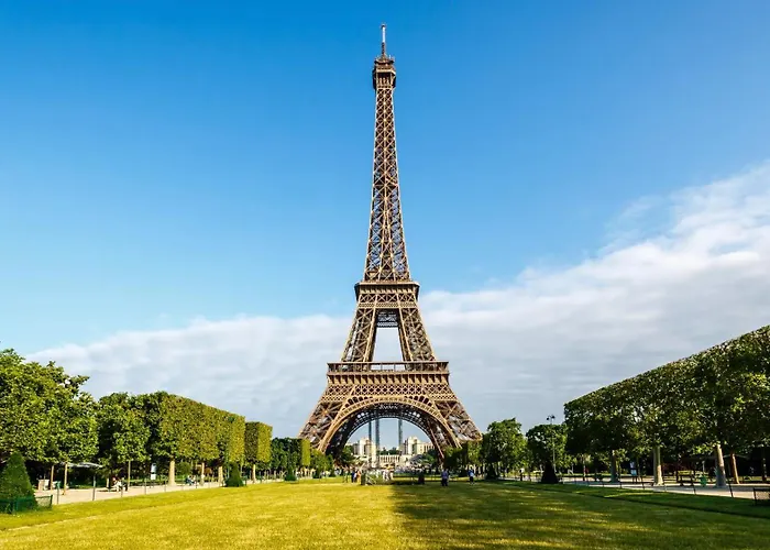 Apartmán Near Eiffel Tower - Metro 6, 8, 12 *